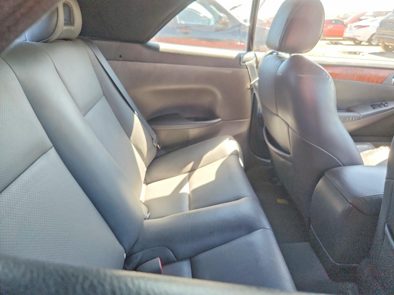 Toyota Camry Sle V6