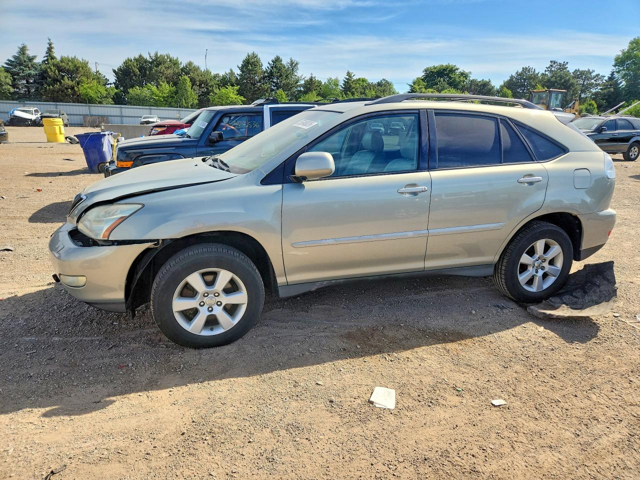 Salvage Lexus RX Image