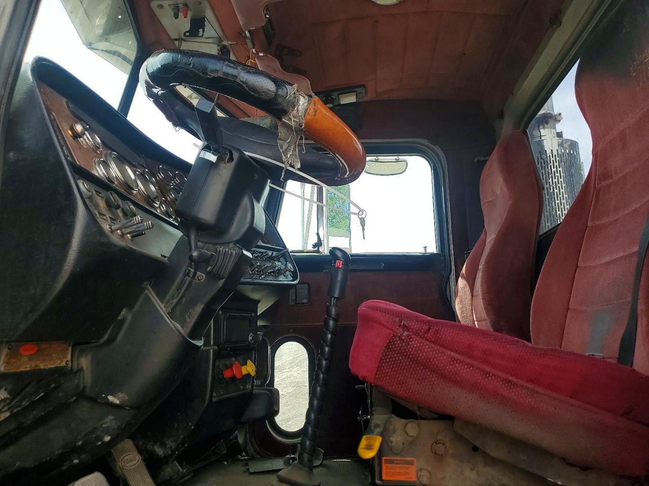 Peterbilt 378