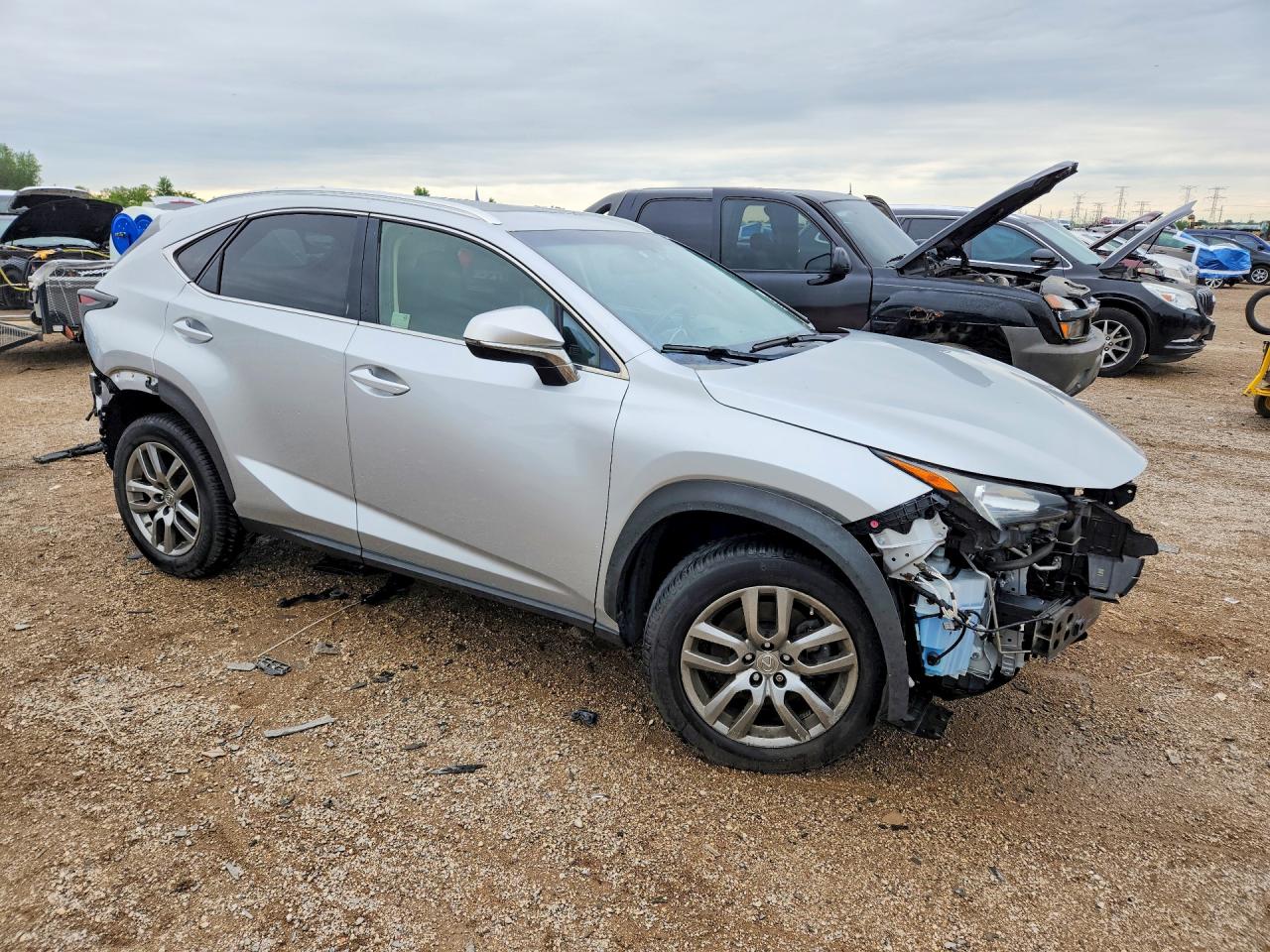 Lexus NX Base