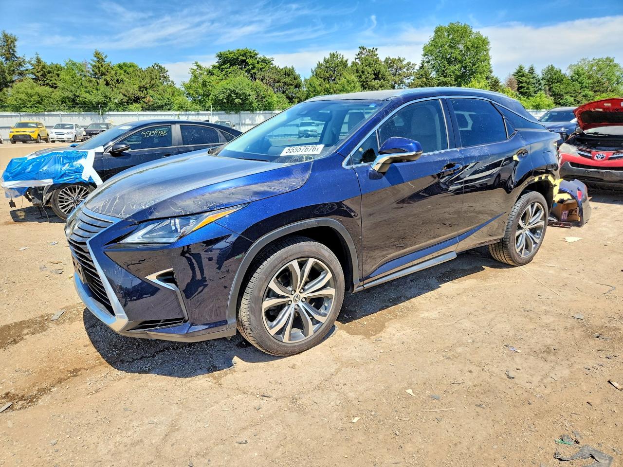 Salvage Lexus RX Image