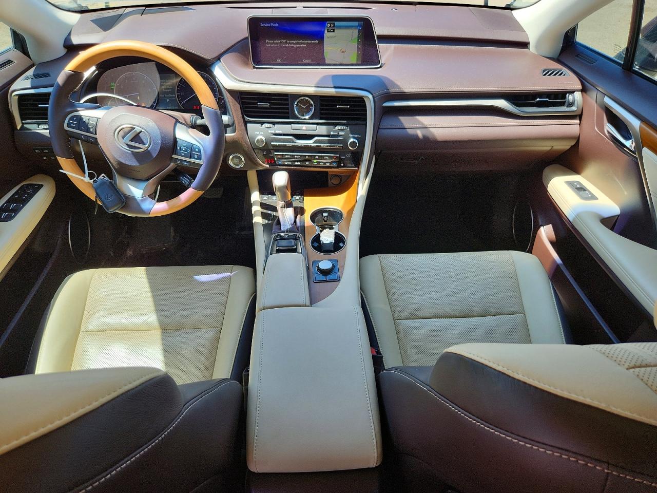 Lexus RX Base