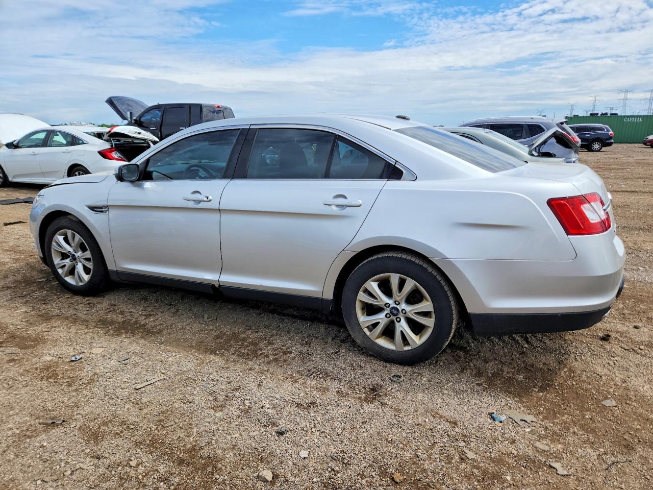 Ford Taurus Sel