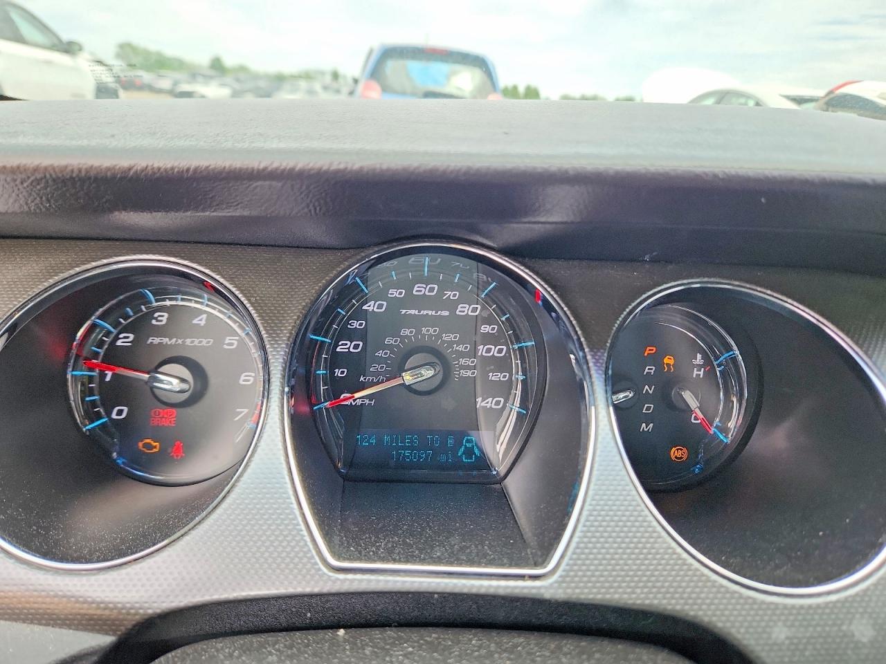 Ford Taurus Sel