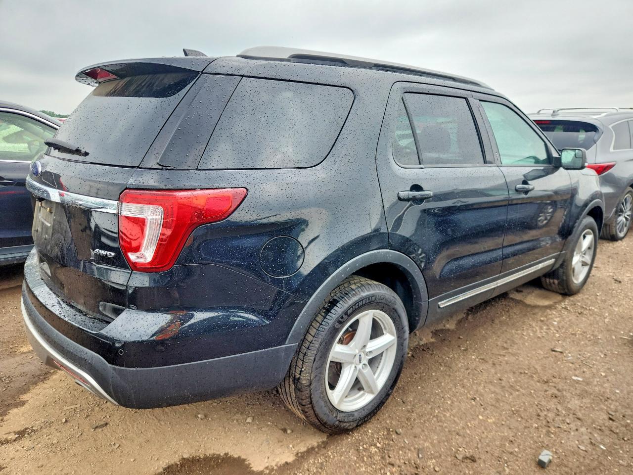 Ford Explorer Xlt