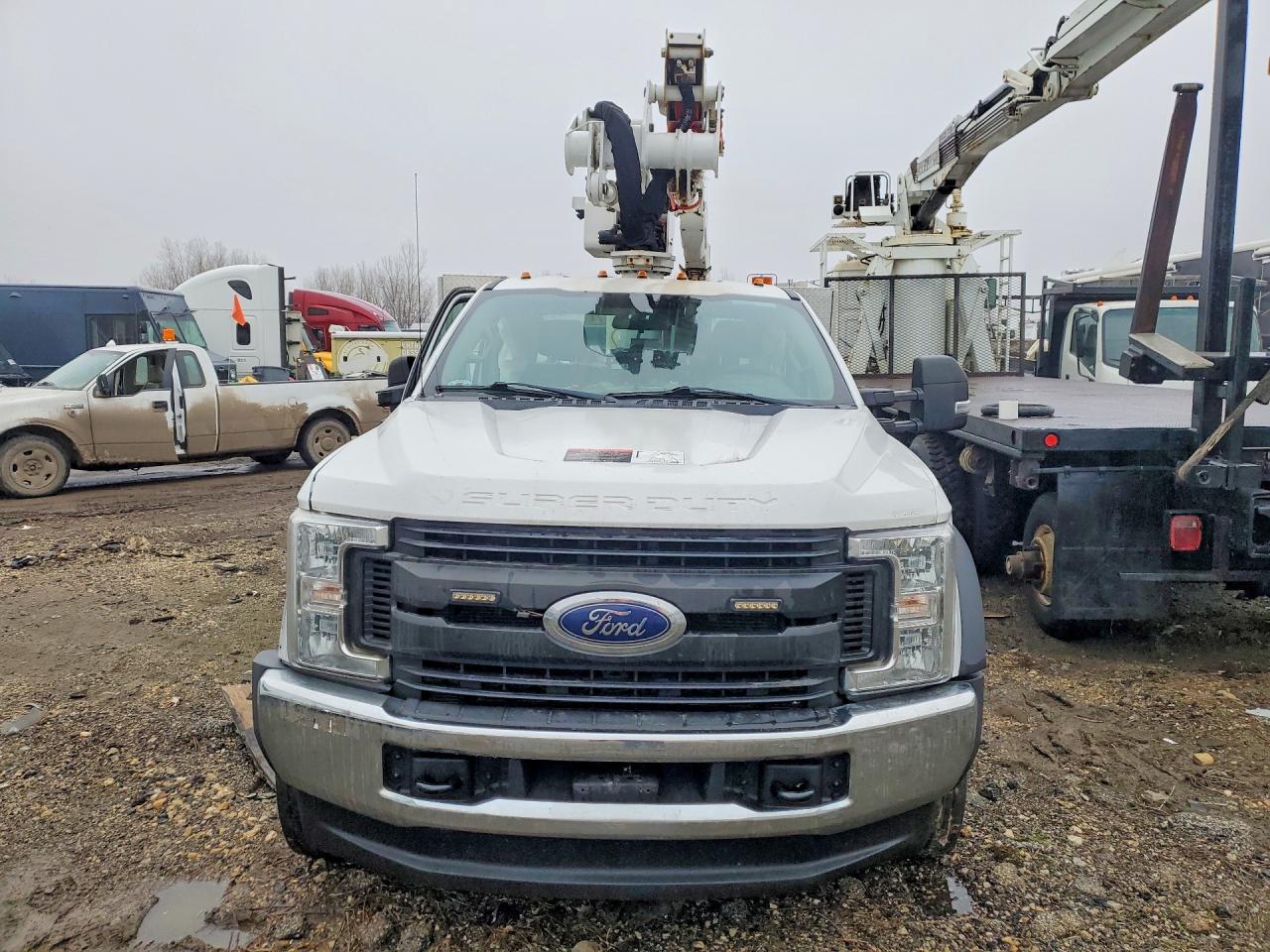 Ford F-550