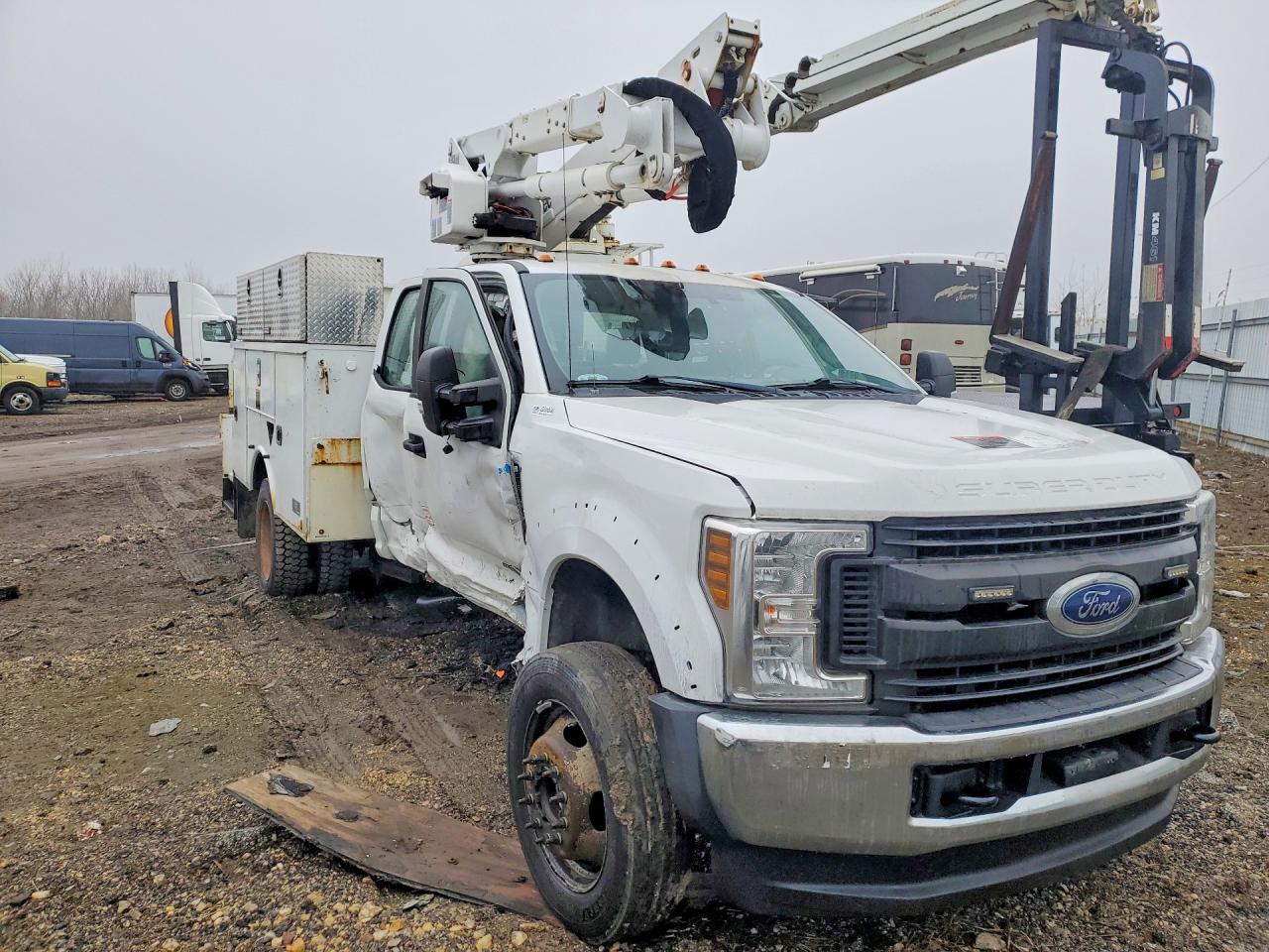 Ford F-550