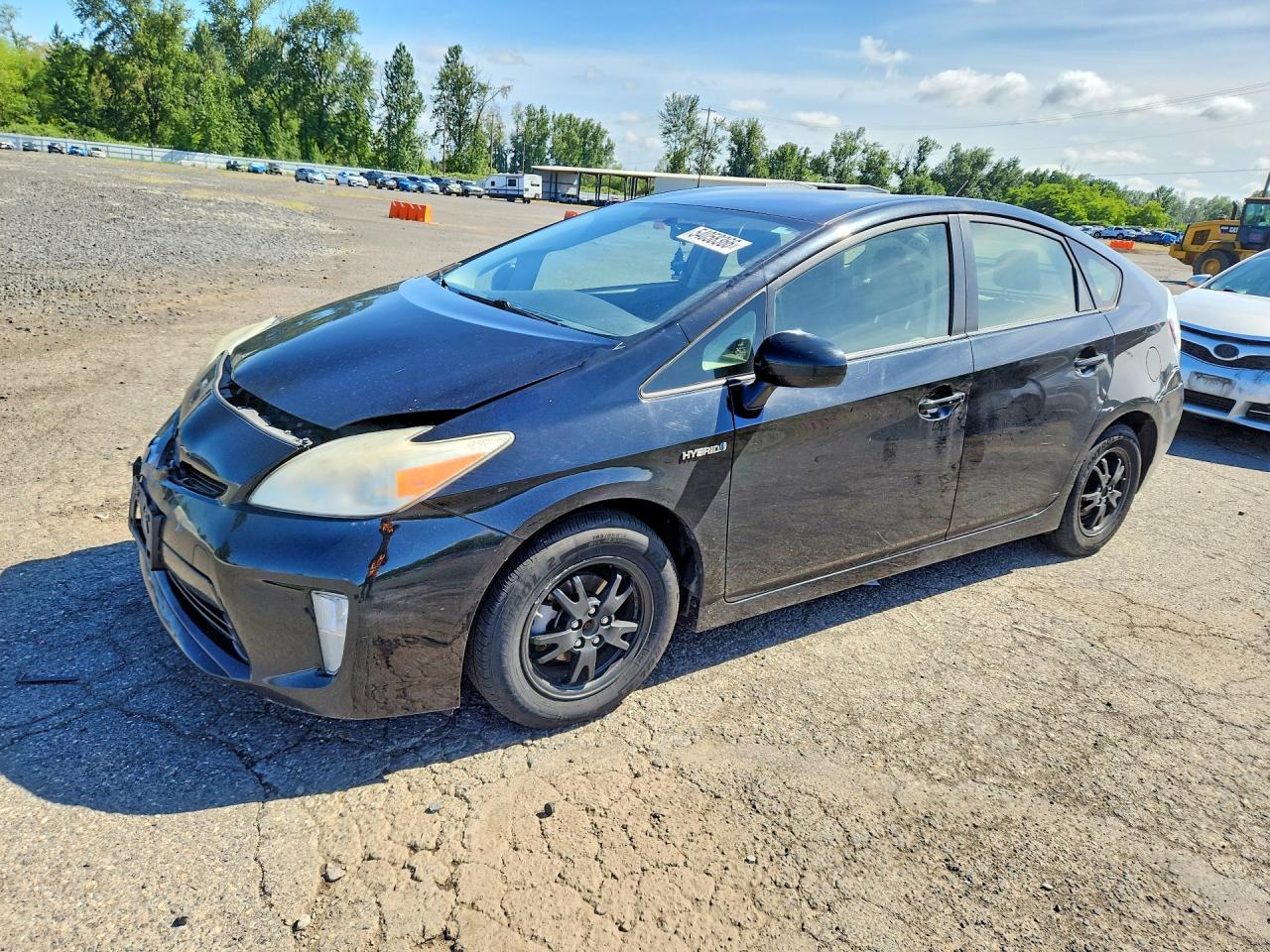 Salvage Toyota Prius Image