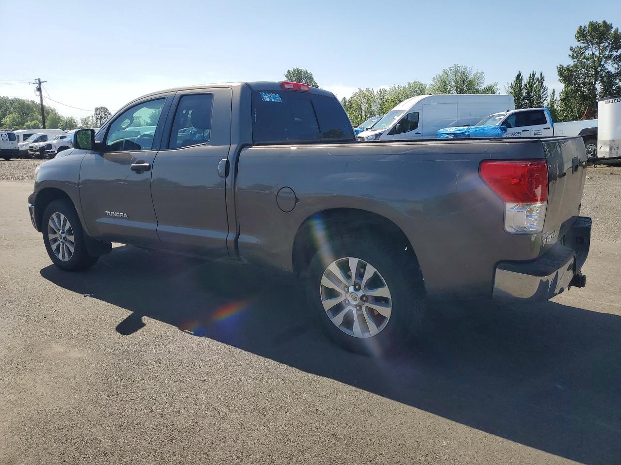 Toyota Tundra Double Cab Sr5