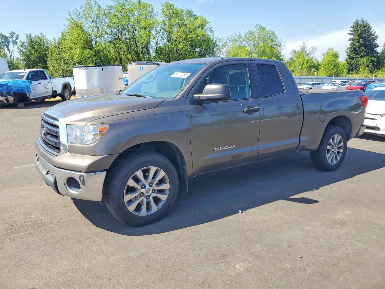 Salvage Toyota Tundra Image