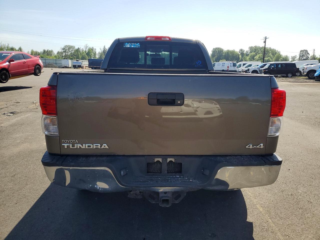 Toyota Tundra Double Cab Sr5