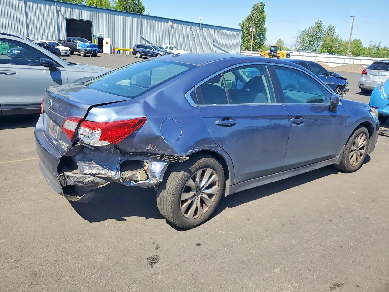 Subaru Legacy 2.5i Premium