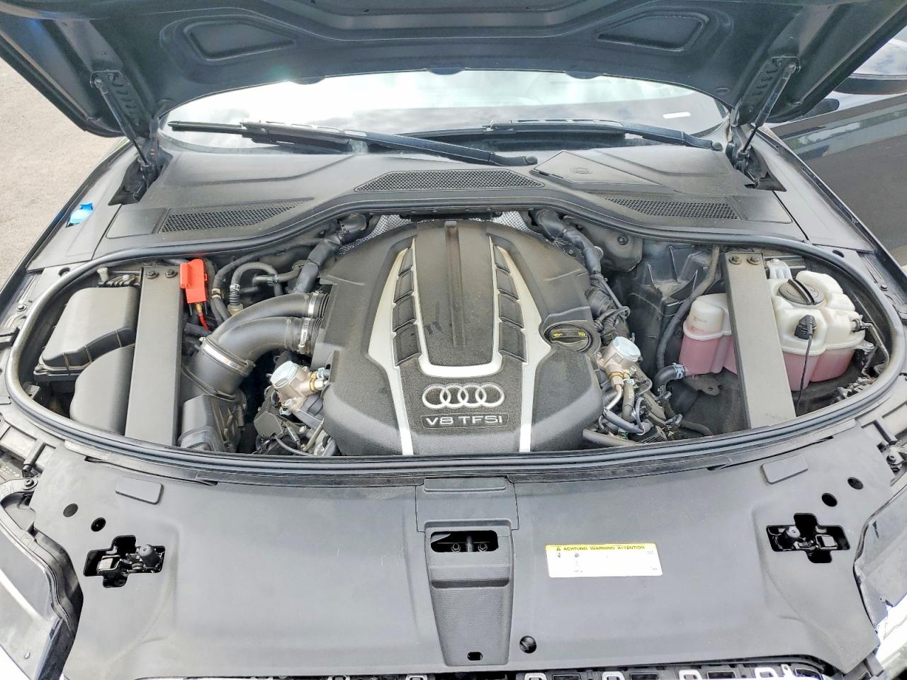 Audi A8 L Quattro