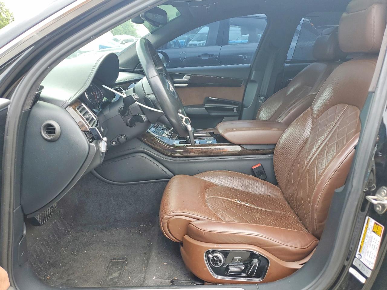 Audi A8 L Quattro