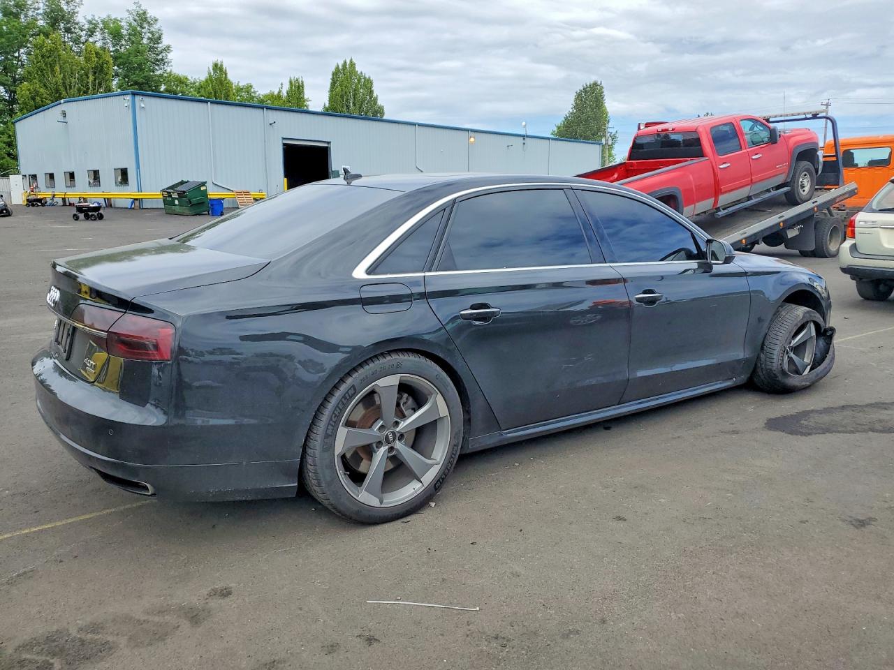 Audi A8 L Quattro