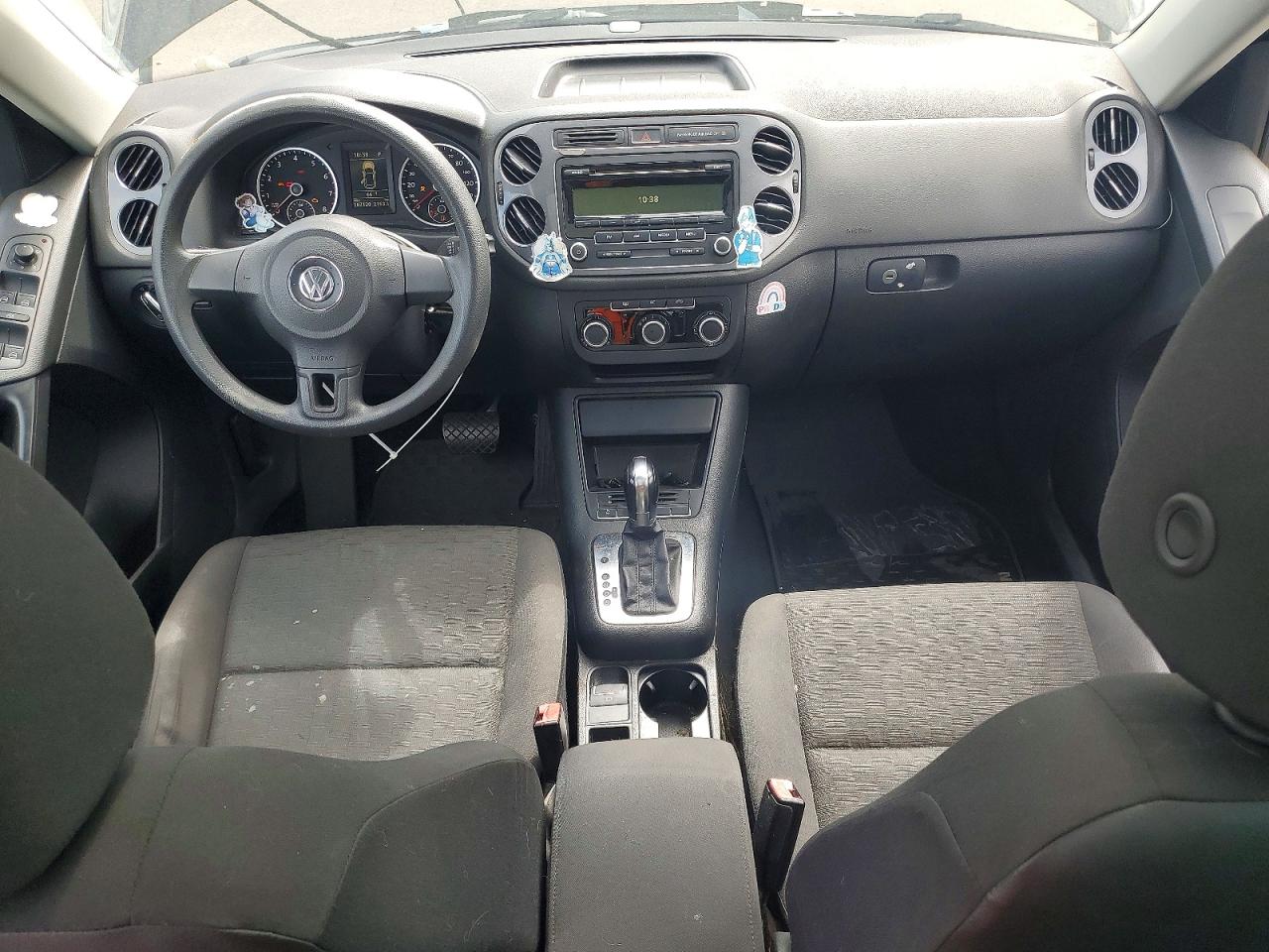 Volkswagen Tiguan S