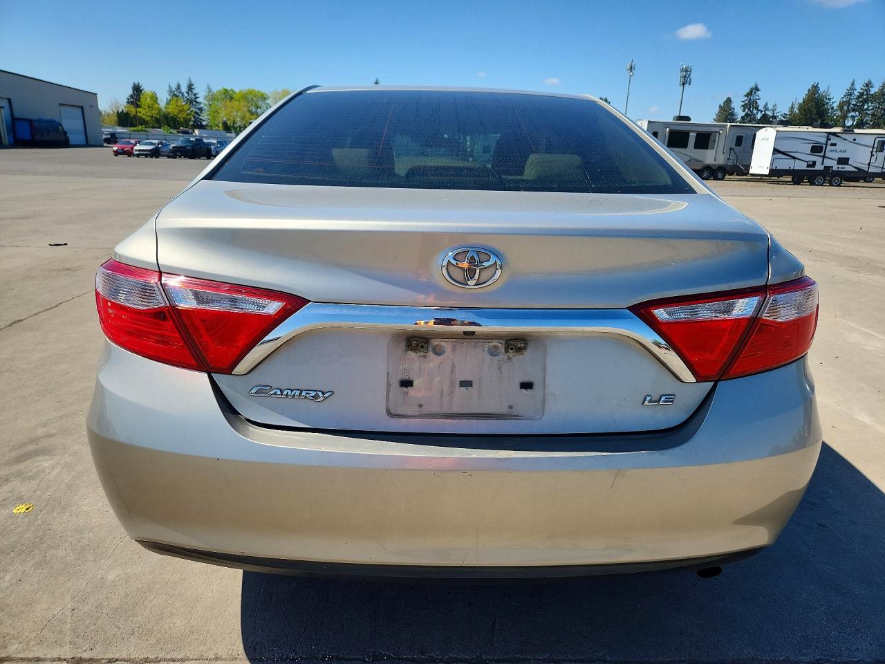 Toyota Camry Le