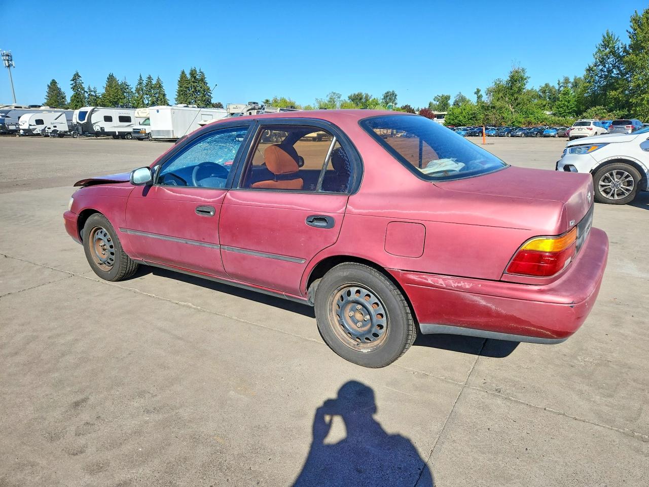 Toyota Corolla Deluxe