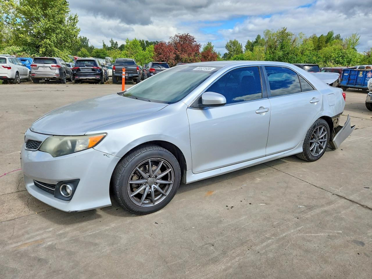 Salvage Toyota Camry Image