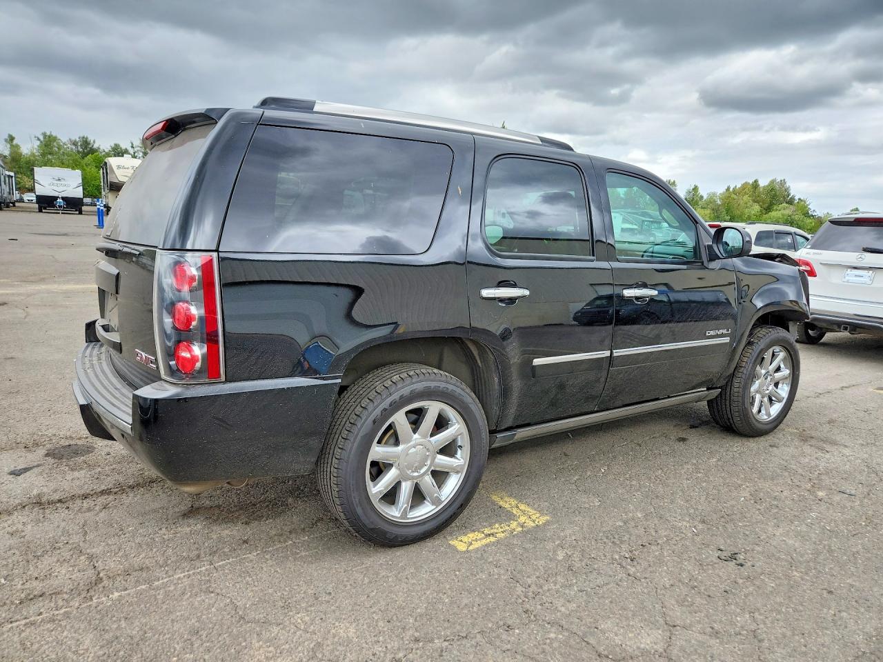 GMC Yukon Denali