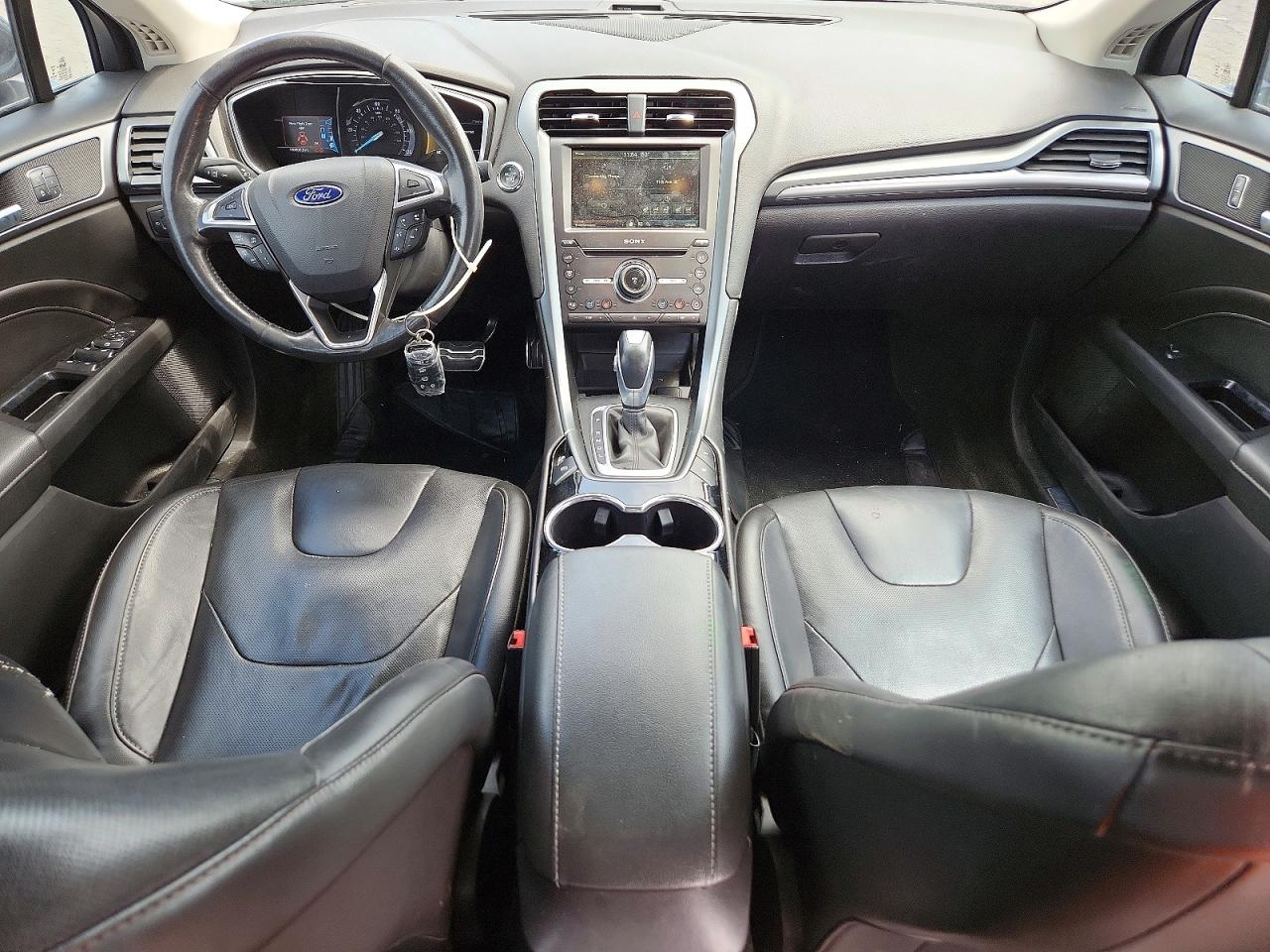 Ford Fusion Titanium Phev