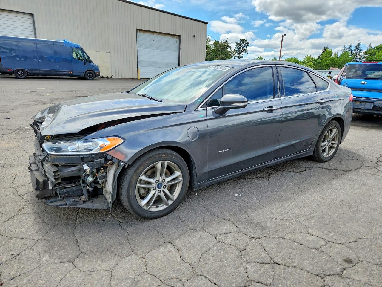 Salvage Ford Fusion Image