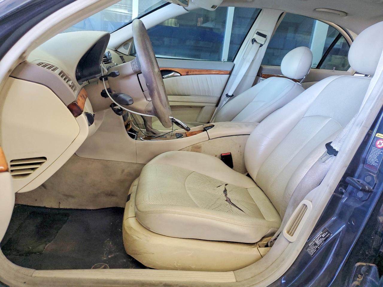 Mercedes-Benz E-Class 500