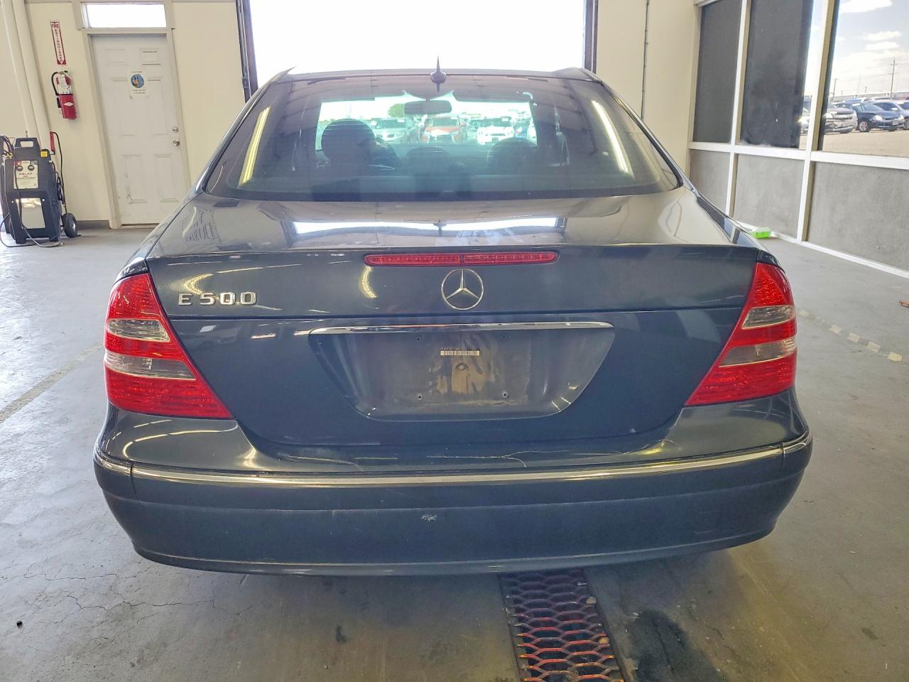 Mercedes-Benz E-Class 500