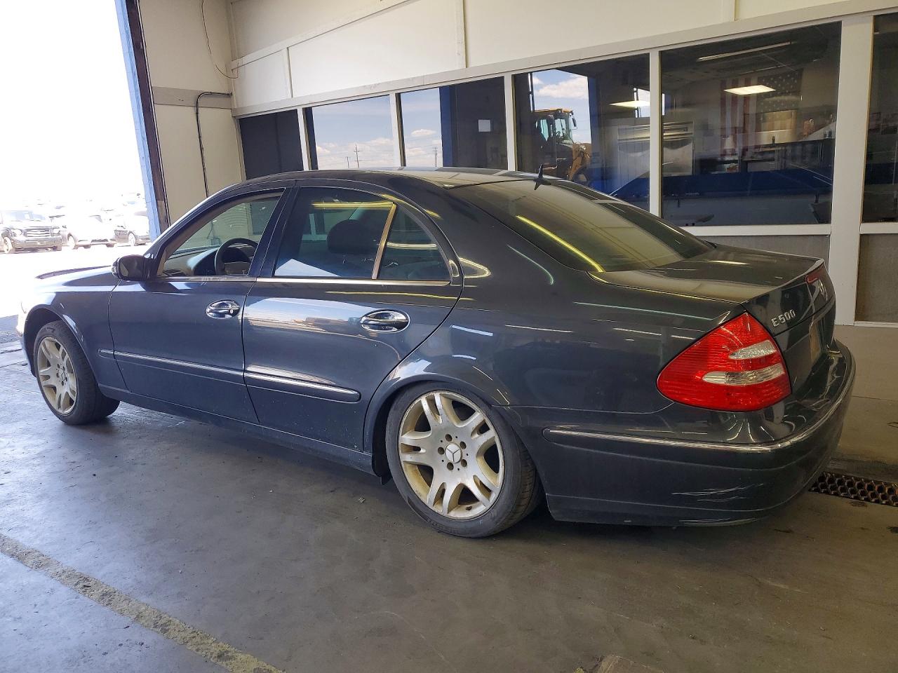 Mercedes-Benz E-Class 500
