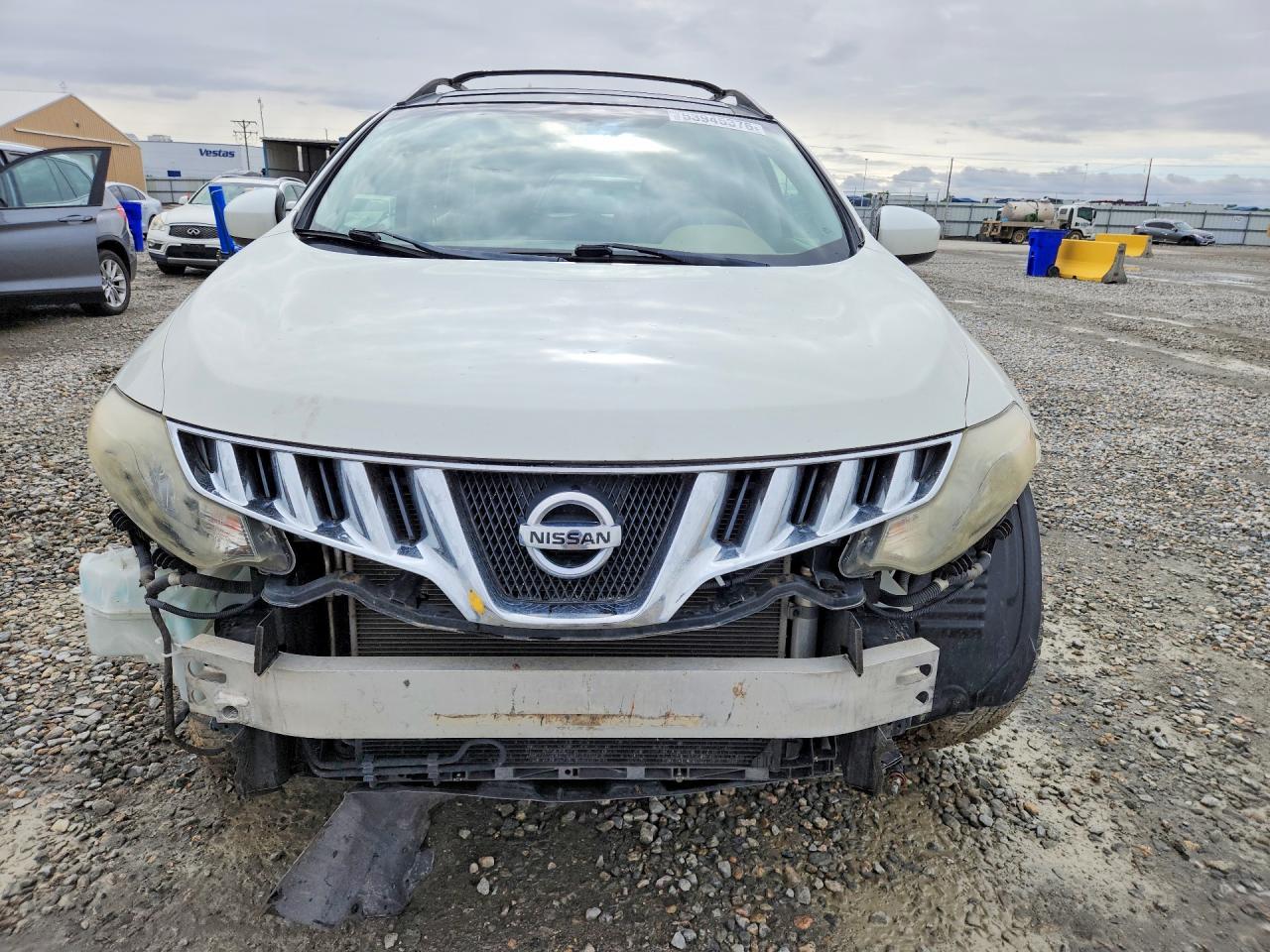Nissan Murano S