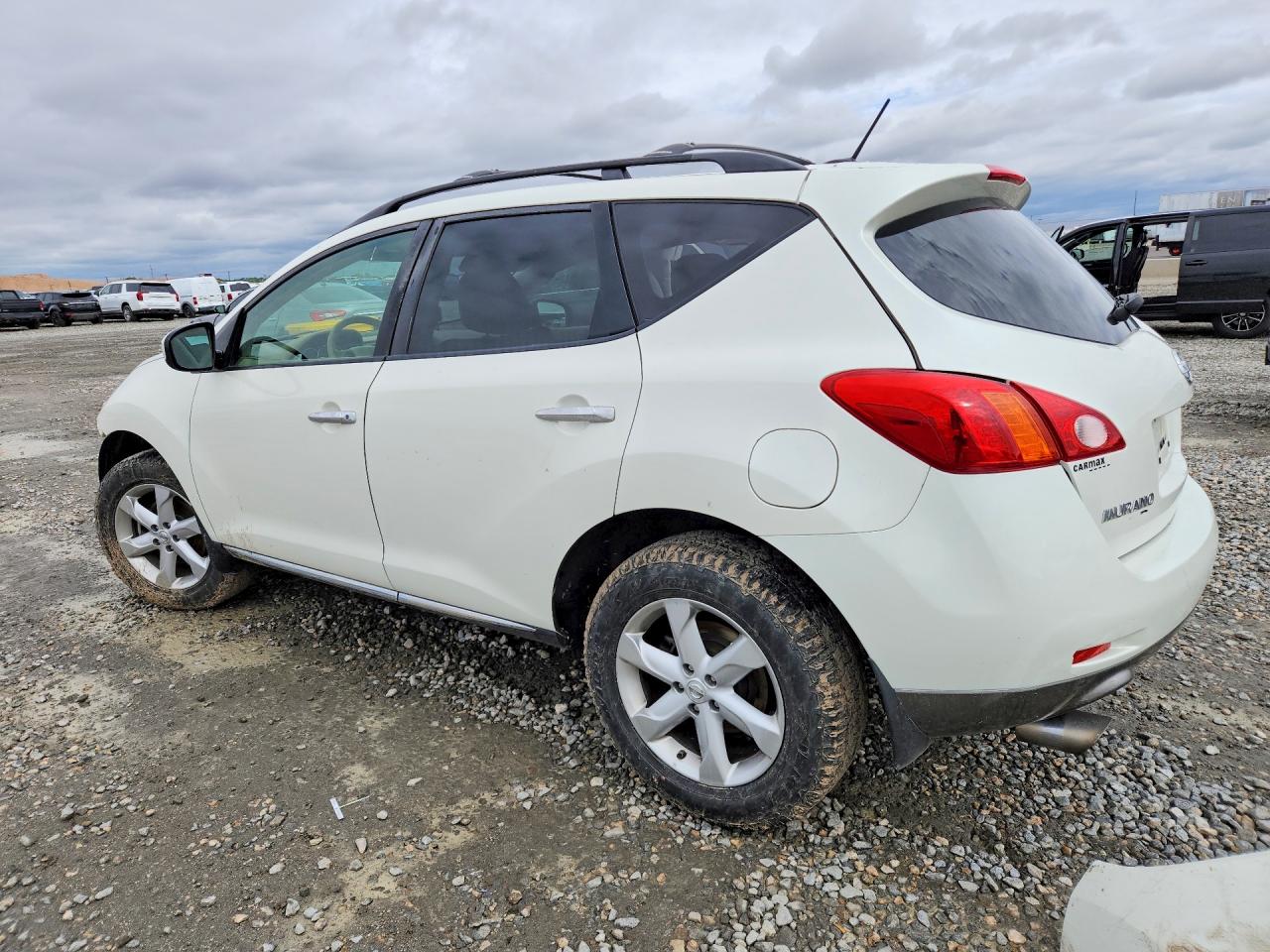 Nissan Murano S