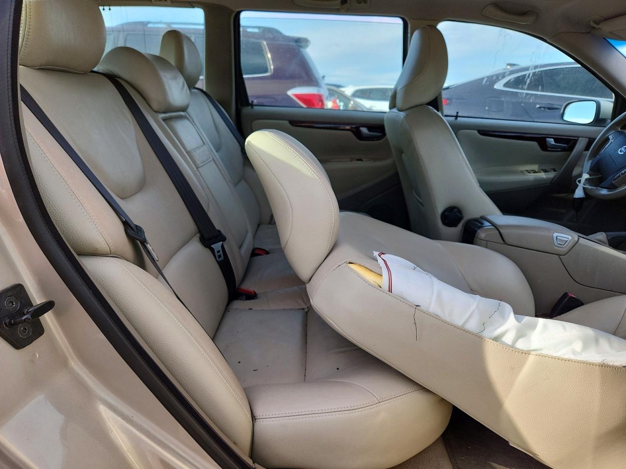 Volvo V70 2.5t