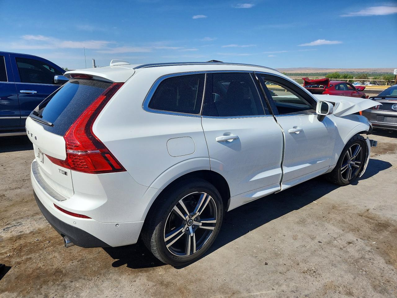 Volvo XC60 T5 Momentum