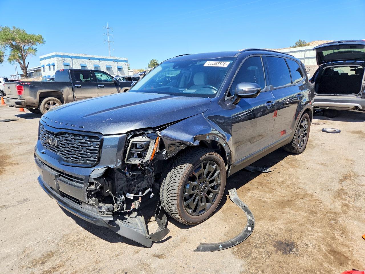 Salvage Kia Telluride Image