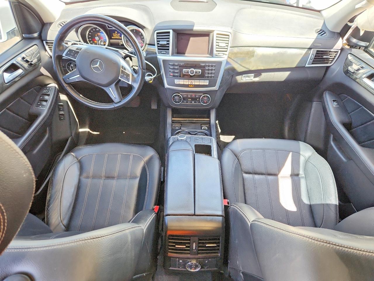 Mercedes-Benz G-Class 350 Bluetec