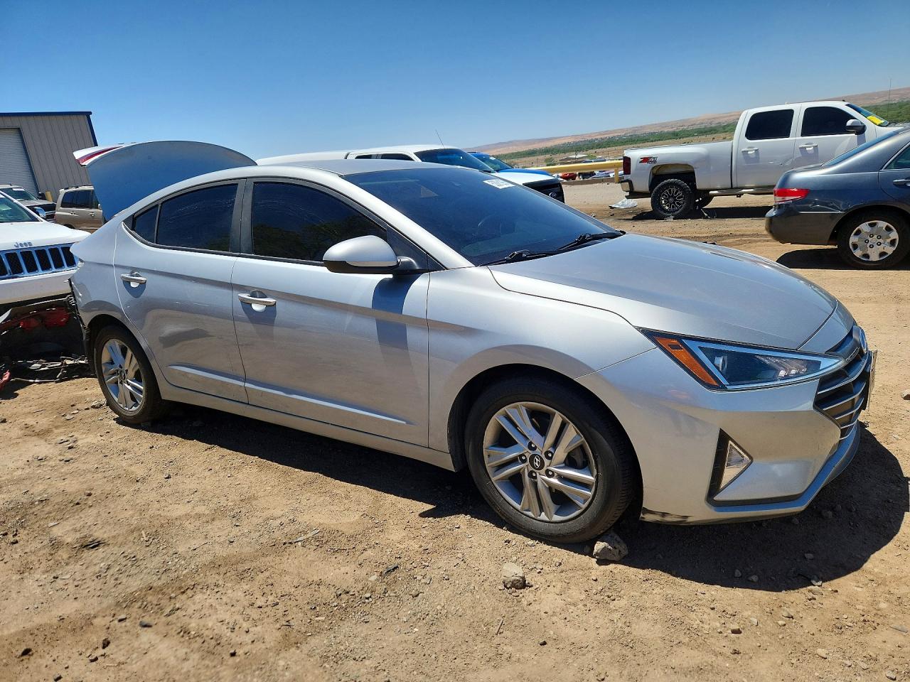 Hyundai ELANTRA Sel