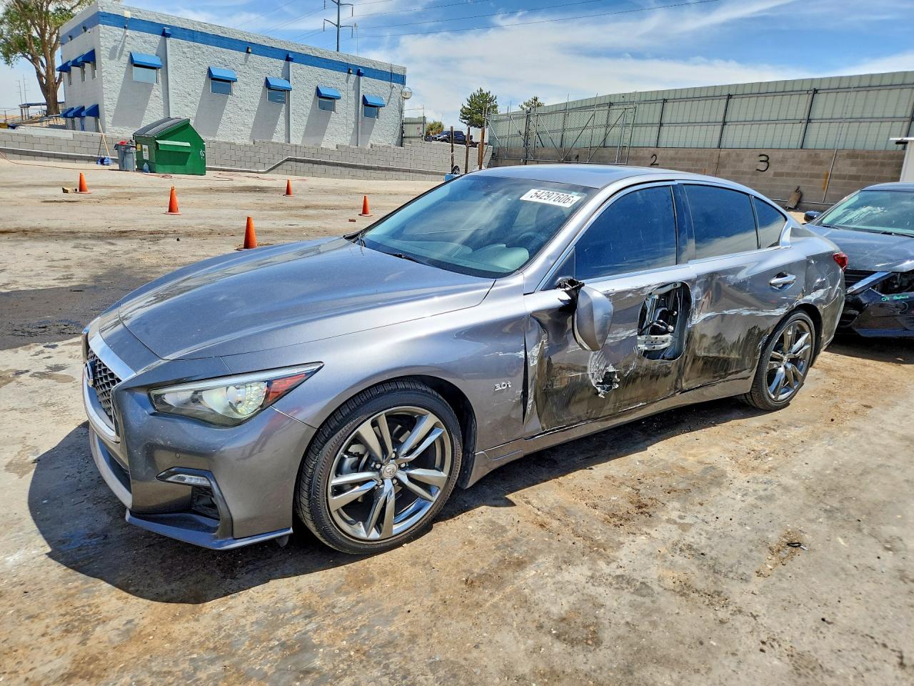 Salvage INFINITI Q50 Image