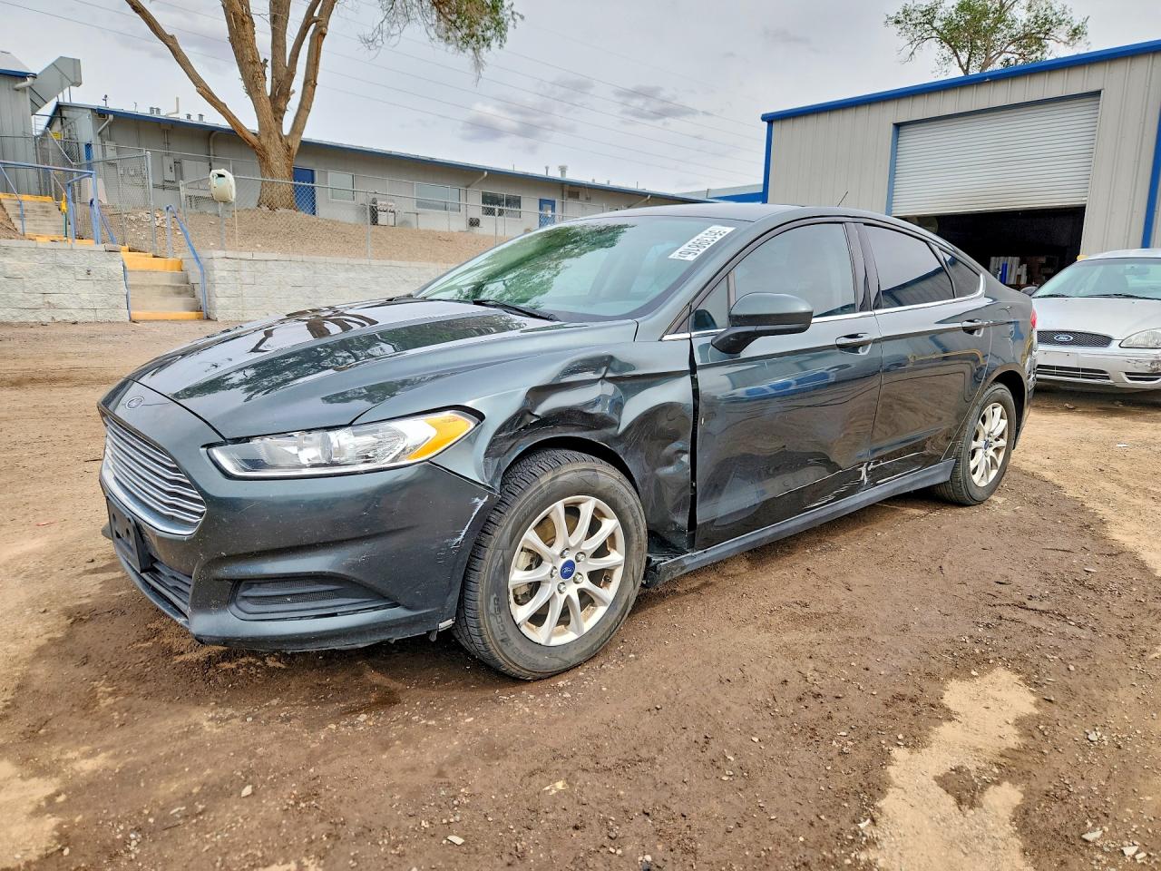 Salvage Ford Fusion Image