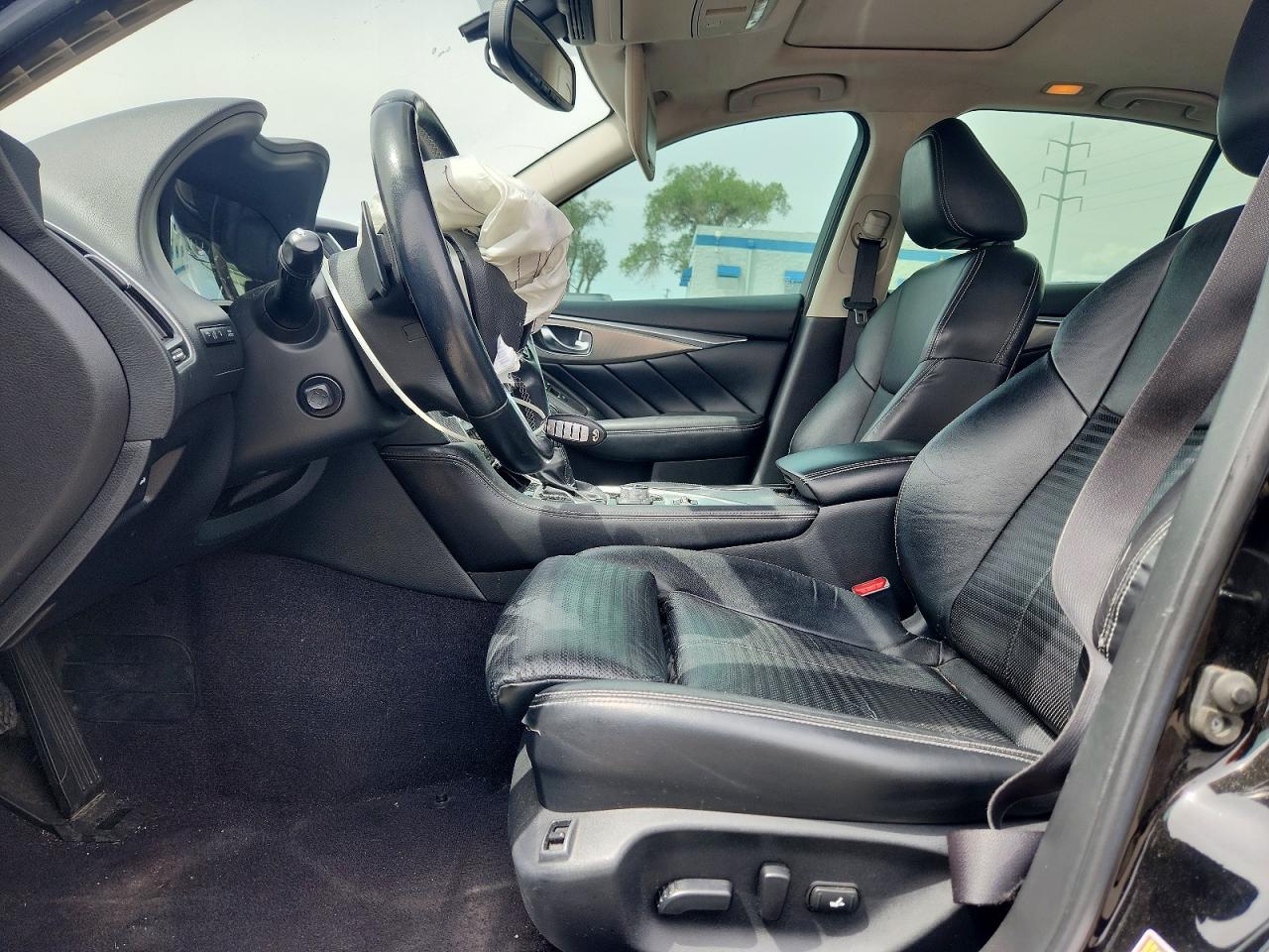 INFINITI Q50 3.0t Sport