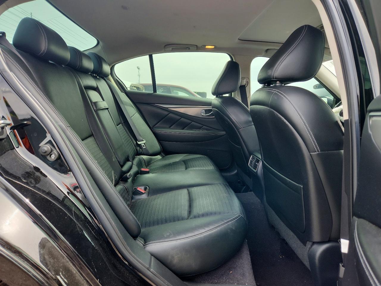 INFINITI Q50 3.0t Sport