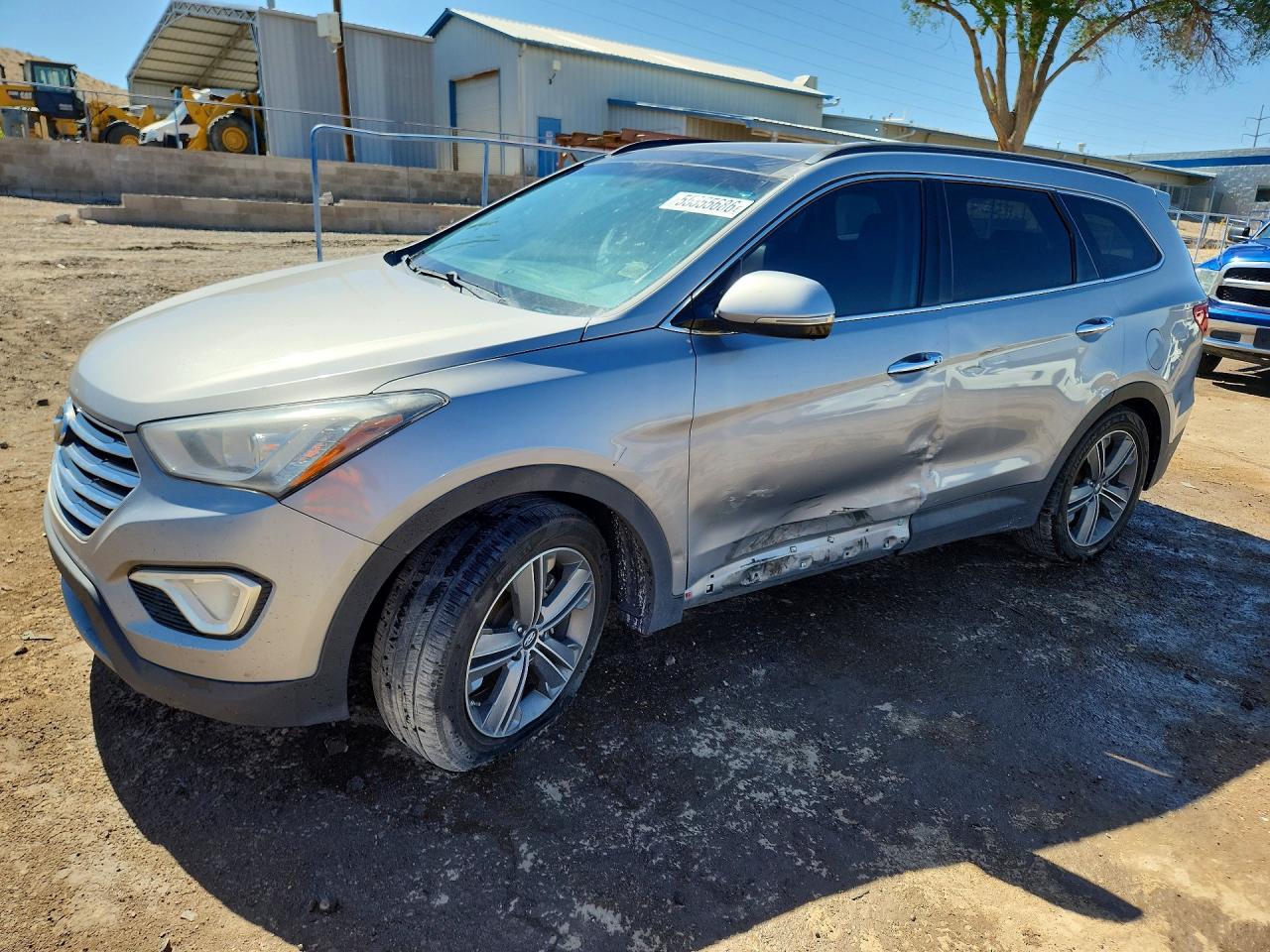 Salvage Hyundai SANTA FE Image