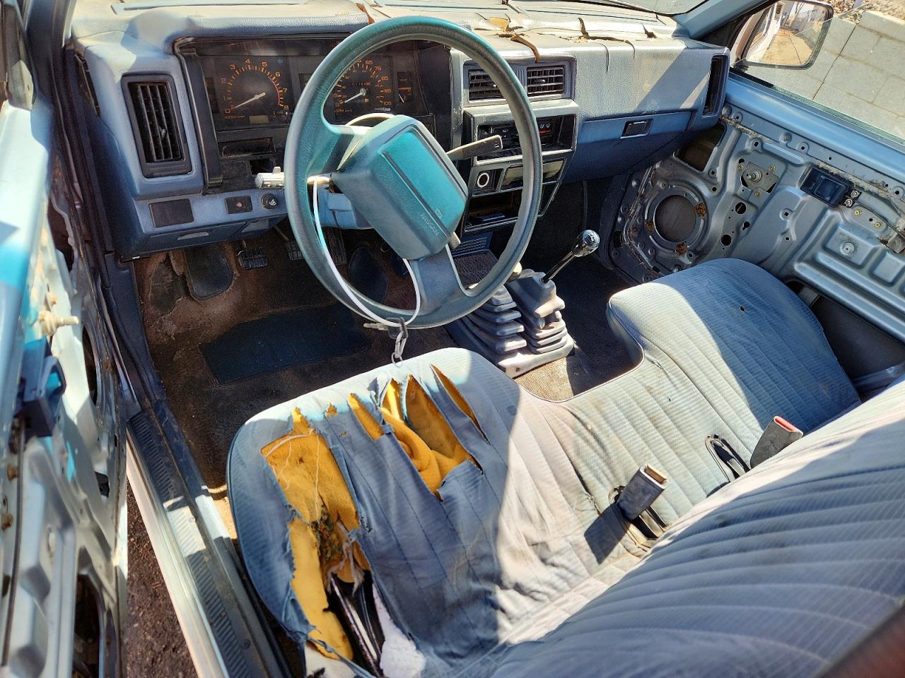 Nissan D21 Short Bed
