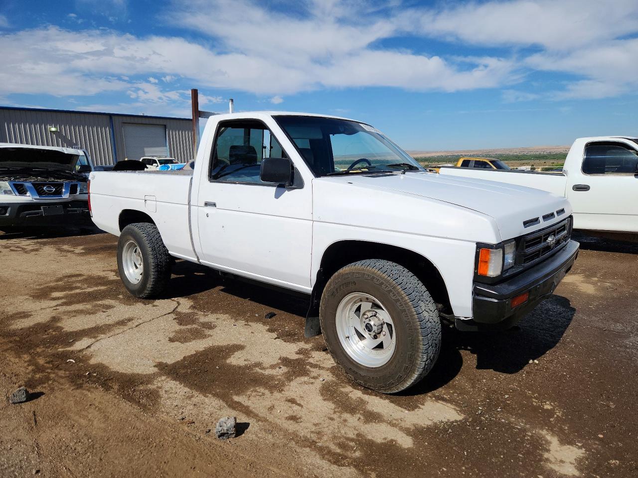 Nissan D21 Short Bed