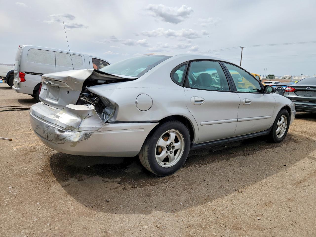 Ford Taurus Se