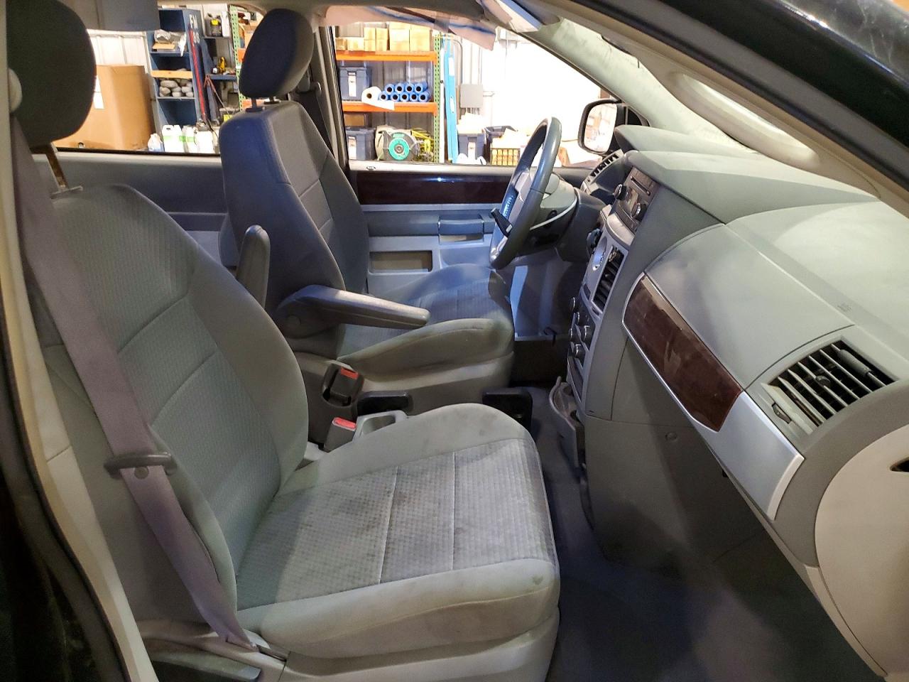 Chrysler Minivan Touring