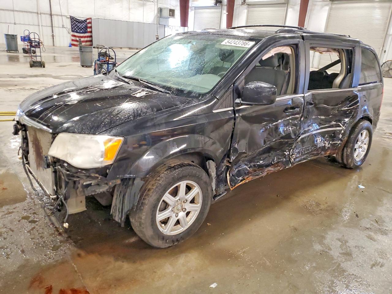 Salvage Chrysler Minivan Image