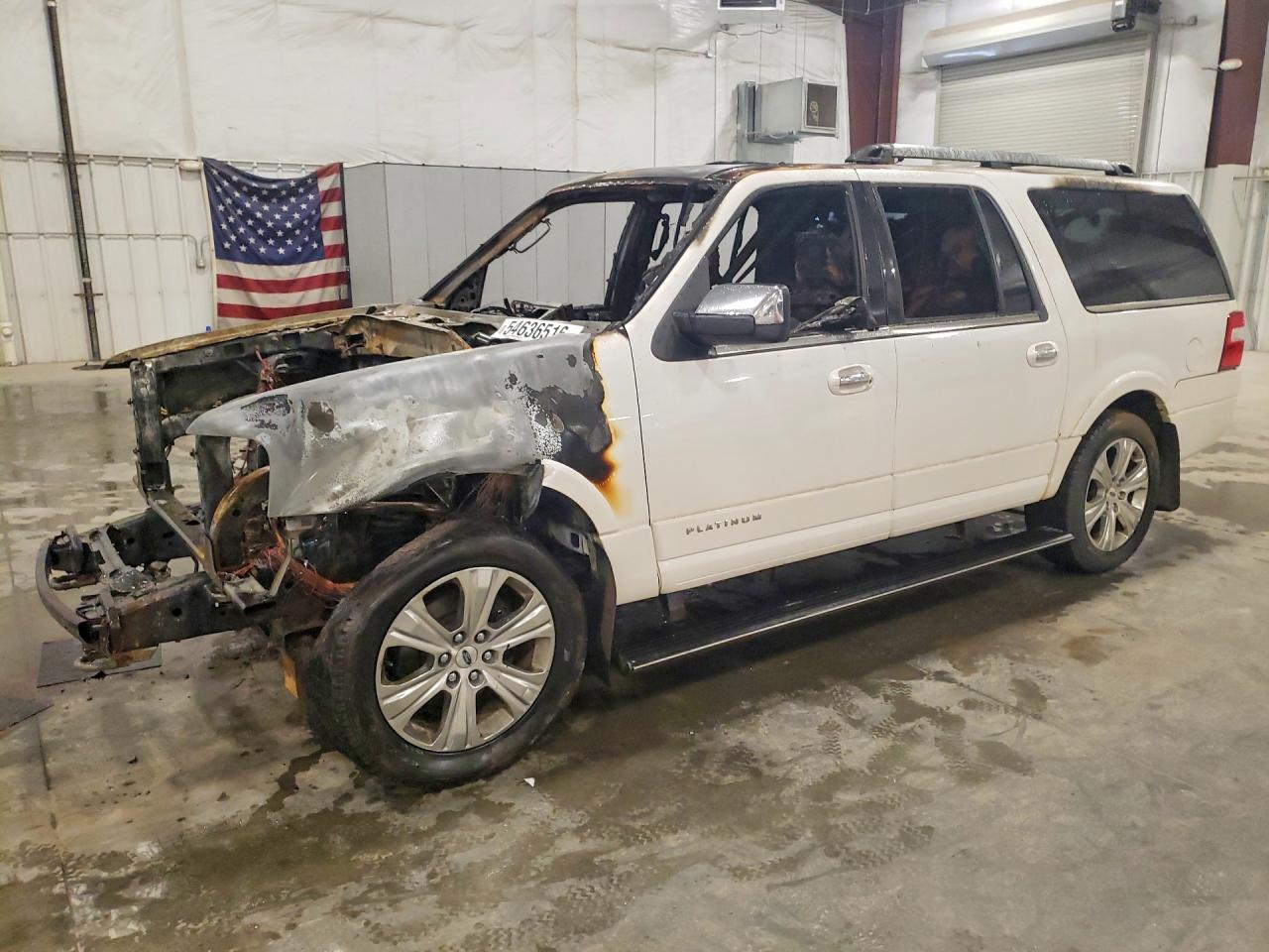 Salvage Ford Expedition Image