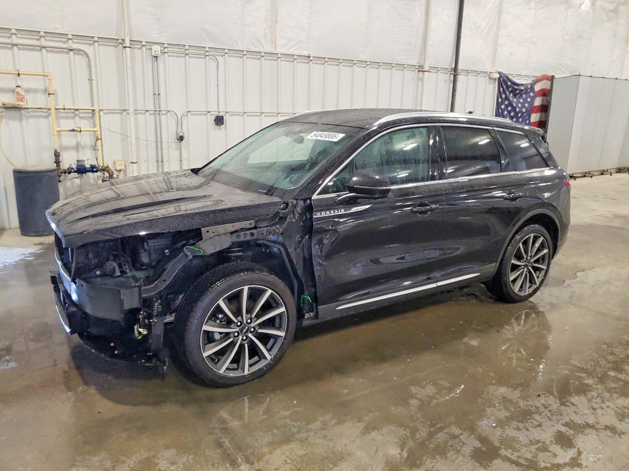 Salvage Lincoln Corsair Image