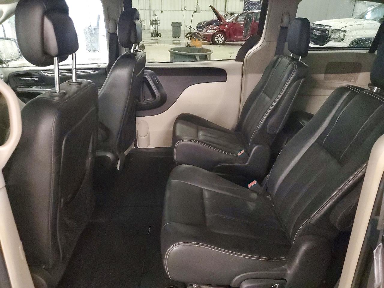 Chrysler Minivan Touring