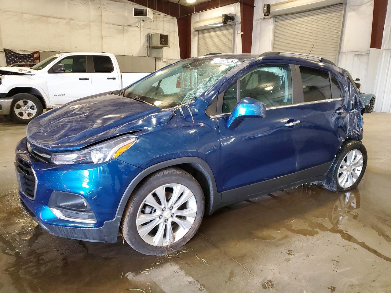 Salvage Chevrolet Trax Image